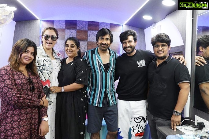 Vishnu Vishal Instagram - Thank you @raviteja_2628 anna for believing in me and giving me the freedom to make #GattaKusthi #MattiKusthi big… And special thanks to @swethakakarlapudi @shravanthis @kvdurai for the support :) This movie is dedicated to all the strong WOMEN in my life and yours… @jwalagutta1 😘😘❤️