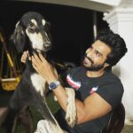 Vishnu Vishal Instagram - Man's best friend.... #hyderabad #farm