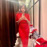 Vithika Sheru Instagram - Random Trail Room Picture 😍❤️ Happy Weekend Besties