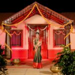 Vithika Sheru Instagram – So In Love With This Look We Created For This Wedding Season. This Beautiful Saree Is From My Fav @srikrishnasilk Do Check Out their New Collection ❤️ 

Location – @passionate_studios