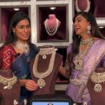 Vithika Sheru Instagram - @emmadi_silver_jewellery Is Opening India’s Largest Bridal Silver Jewellery Showroom In Kukatpally On 14th March. They are back with their give away contest. participate and win VADDANAM worth ONE LAKH rupees. For More Details Follow @emmadi_silver_jewellery #emmadisilverjewellery #glamupwithemmadi