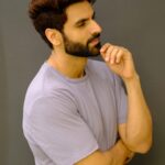 Vivek Dahiya Instagram - Alexa, apply new hair and fresh beard to my face.