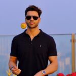 Vivek Dahiya Instagram - Apple khao, doctor bhagao ! No offence doctors..aap bhi Apple khao