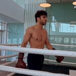 Vivek Dahiya Instagram - You all have seen my fitness journey last year. Here to outdo myself and push past my perceived limits. The Bridge Lifestyle Hub