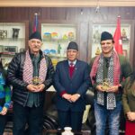 Vivek Oberoi Instagram - Kindness makes people beautiful ❤️ Had the honour of meeting the ever so warm; former Prime Minister of Nepal, Shri Pushpa Kamal Dahal who’s popularly known as Prachanda 🙏🏻 Thank you sir for having us and giving us so much respect, warmth and love 🙏🏻 #nepal #pushpakamaldahal #prachanda #potd #nepaldiaries #sureshoberoi