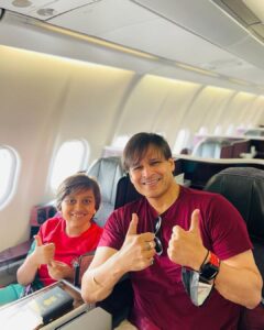 Vivek Oberoi Instagram - Definitely a match worth witnessing, had the entire stadium on their tiptoes till the final goal⚽️

@thekfa changed the whole game around with their play against @portugal this @fifaworldcup 

Which team were you supporting? #SouthKorea 🇰🇷 vs #Portugal 🇵🇹

#fifaworldcup #qatar2022 #fifa