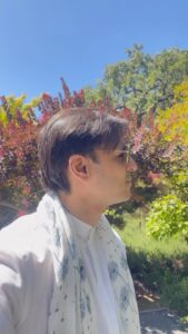 Vivek Oberoi Instagram - You are wind, fire, soil and air. You are also beauty, grace, life and tranquility. Just like a mother to all of us you are as selfless as the day goes and having just one day to appreciate you isn’t enough. 

Everyday is #earthday and everyday is an opportunity to preserve and nurture her🌎🌱 

#mothernature #earth #reelsinstagram
