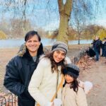 Vivek Oberoi Instagram – Summer might be warm and breezy but there’s nothing I miss more than winter walks and freezing hugs with my two favorite girls ❄️🤍

#family #autumn #winter #celebrity London, UK