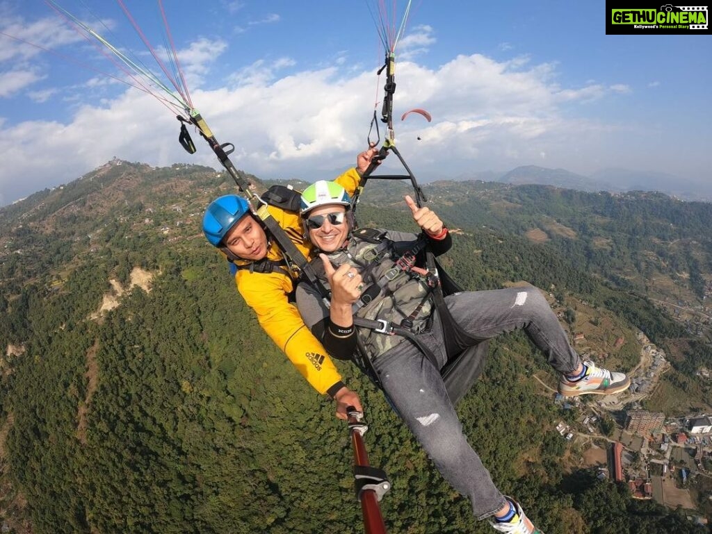 Vivek Oberoi Instagram - Experiences over things! This was one crazy ride … 💯 Skyline paragliding in the home of himalayas surrounded by the most amazing view 🏔 @highgroundnepal #Nepal #adventure #travel #potd