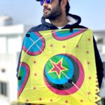 Vivian Dsena Instagram - Don’t You Worry Child The Heaven’s got a plan for you Happy MakarSankranti Guys Loads of love 😘😘 #myteamsaid #myfamilysaid Vivian you forgot something I said what?? They said #VivianDsena #HarmanSingh #RK #AbhayRichand #HappyMakarSankranti #MakarSankranti2019 #Ujjain #FestivalTime #Family #VDians