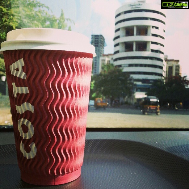 Vivian Dsena Instagram - Anyone for Caffè Latté