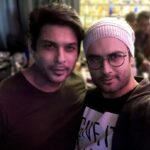 Vivian Dsena Instagram - Gone too soon Bro!! Not Done!! My Condolences to the Family!! May God Give them Strength and Patience 🙏🏻 RIP Sid!