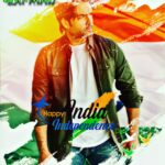 Vivian Dsena Instagram - Happy Independence Day 🇮🇳 Jai Hind 🇮🇳 #independenceday #india #happyindependenceday🇮🇳 #jaihind #janaganamana #salute India