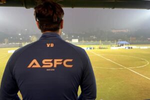 Vivian Dsena Instagram - Glimpses of #Allstars VS #IndianNavy match ... Playing Football has always been a treat to my heart ❤️⚽

#playingforhumanity #allstarsfc #indiannavy #footballislife #liveforfootball #viviandsena #vdians