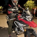 Vivian Dsena Instagram - Not a bike person but let’s give it a try 😉 #weekendvibes #fridayvibes #fridaymood #mytypeofweekend #viviandsena