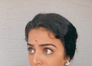 Wamiqa Gabbi Instagram - Film mein filmy acting nahin karu toh aur kya karu? Watch #Jubilee all episodes streaming on @primevideoin 💙