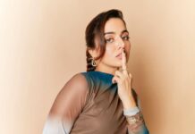 Wamiqa Gabbi Instagram - Ude udankhatole nayan ke tere 🦋👀 . HMU - @reshammordani Photographer - @kadamajay Styled by - @dhruvadityadave Style team - @anjalibiyani_ Outfit - @srstore09