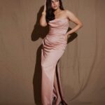 Wamiqa Gabbi Instagram - आखों की ……. 👁️👁️ #JubileePremiere . Styled by: @spacemuffin27 Styling Assistant: @harshitasamdariya @abhimanyudessai Outfit: @houseofcb Styling Intern: @sakshi_sardaa Clicked by @rishabhkphotography