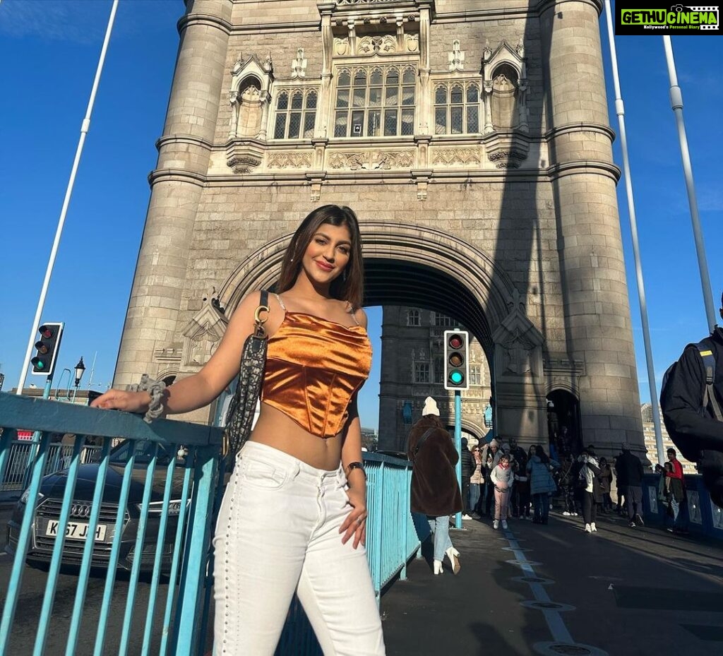 Yaashika Aanand Instagram - Photo dump 🇬🇧🌊⚓️🌉 Comment ur fav pic below 😘 . . . . . . #london #londonlife #ootd #swipeleft #londonbridge #explore #yashika #travel Tower Bridge