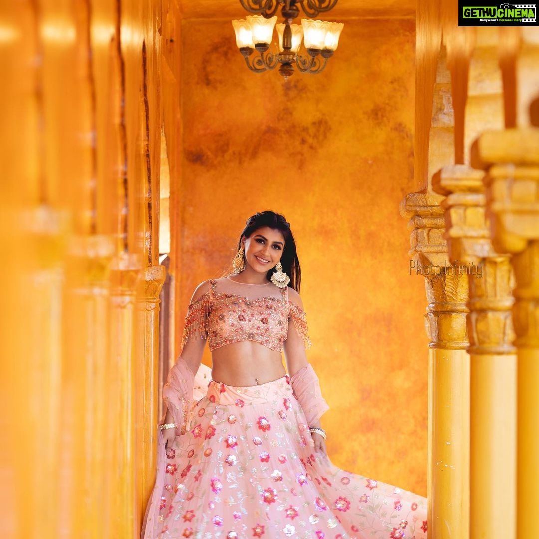 Yaashika Aanand Instagram - 1, 2, 3 or 4 😍 ? Choose ur fav n let me know ✨ . Mua/ hair @pavihairandmakeup Camera 📸 @photoinfinity.ch Outfit @mabia_mb . .