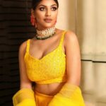 Yaashika Aanand Instagram – Choose ur fav 💛🌻
.

Makeup and hair : @pl_makeupacademy_france 
Photo : @pl_clicks 
Outfit: @kalki.fr 
.
.
.
.
.
.
.
. 

#yashika #kollywood #ethnicwear #bride #viral #explore