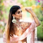 Yaashika Aanand Instagram - Feminine energy 💯 🔝 . . Mua @pavihairandmakeup Camera @photoinfinity.ch . #photodump #photoshoot #indianbride #explorepage #ethnic