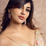 Yaashika Aanand Instagram - Hello June 😍 . 📸 @vishal_srinivasan 💄 @bindu_makeupartist__ 👗 @anand.aries 🎥 @davidphotography.dav ✏️ @whoizsri 📍 @vybn_studio