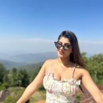 Yaashika Aanand Instagram - Photo dump from today’s staycation 🏔️🍁☀️🌷🦋☘️ #mukteshwar #uttarakhand #newpost #yashika #actress Mukteshwar