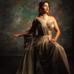 Yaashika Aanand Instagram - Hard to choose 😫 . Concept & Styling @beingstyl Photography: @theportraitstudio_tps Outfit: @chaitanyarao_official Jewelry: @fineshinejewels MUA: @makeupreva Hair: @thoorigaikabilan . . . . #yashika #explore #royal #kollywood #swipeleft #greeklook #instadaily #kollywoodactress #actress