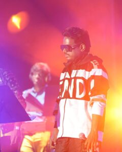 Yuvan Shankar Raja Instagram - I thank my team,singers and @expo2020dubai @btosproductions for an amazing concert.  Love to my fans thank you ❤  @abishek_ranganathan