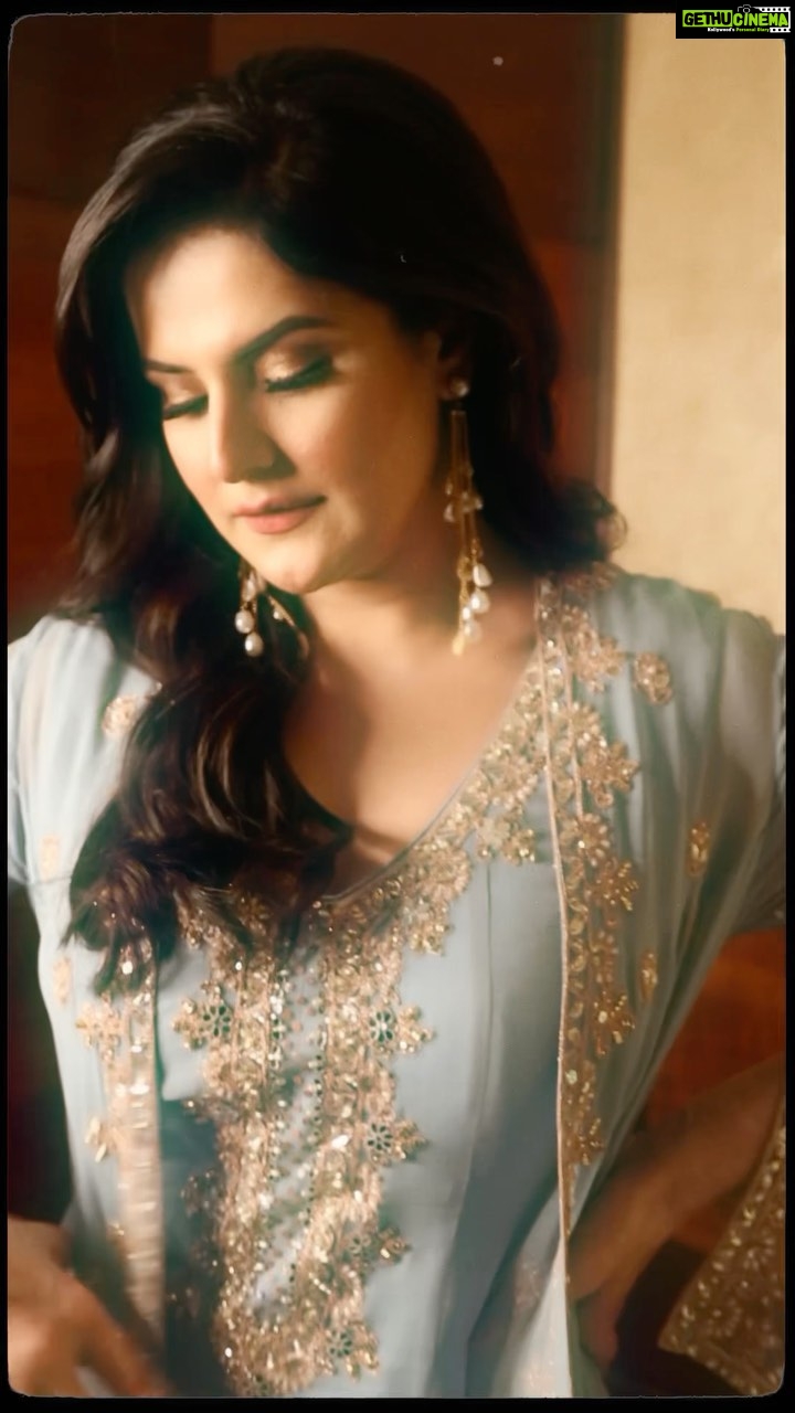Zareen Khan Instagram - 🦋 Outfit by @seasonsmumbai Earrings by @rubans.in @oakpinionpr Stylist @hitendrakapopara Assistant Stylist @sarinabudathoki Makeup @bijoyjeet.saikia @adityas2014 Hair @sameerhairstylist Videographer @shootwithsurya Edited @tripppytaurus #Reels #Trending #ZareenKhan