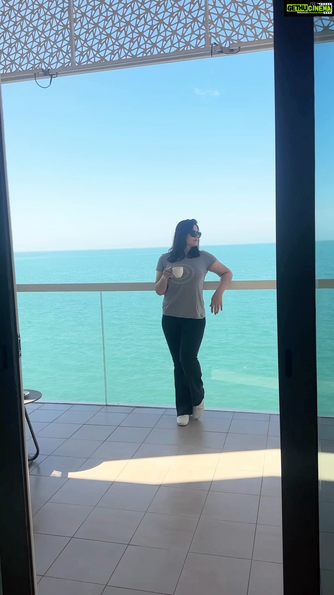 Zareen Khan Instagram - #Dubai #RasAlKhaimah #UAE #Travel #Throwback #Tbt #Reels #ZareenKhan