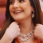 Zareen Khan Instagram - 🍁 Outfit by : @ease_kv @viralmantra Styled by : @vibhutichamria #ZareenKhan #Reels #Trending