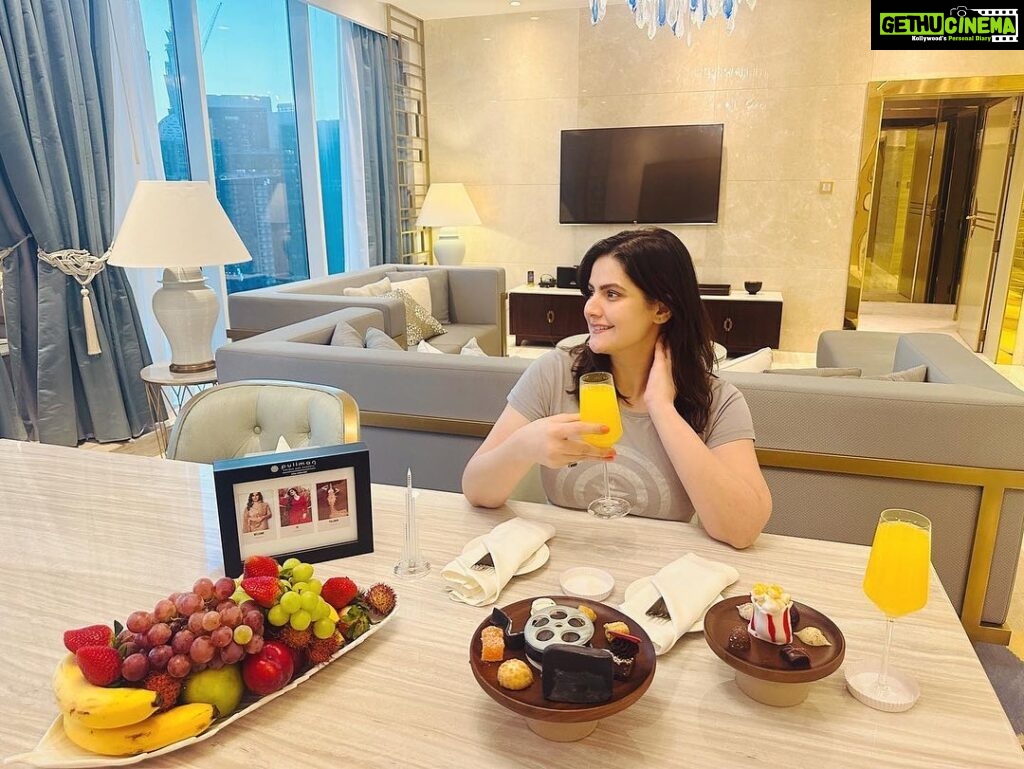 Zareen Khan Instagram - Thank you @pullmandubaidowntown for such a warm welcome ❤ #Dubai #Downtown #UAE #Travel #HappyHippie #ZareenKhan Dubai Downtown