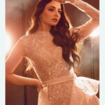 Zoya Afroz Instagram - Does my sparkle burn your eyes?✨💥 ⠀⠀⠀⠀⠀⠀⠀⠀⠀⠀ National Director: @iamnikhilanand @iam_nishantanand Creative Director: @krish.gangwar Wearing: @ihabjirysofficial Photography: @ritikravi_11 Makeup: @simarkhanejamua