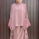 Aaron Aziz Instagram - Masya Allah Masya Allah dah beli baju raya? Kalau belum cepat, Kalau dah, raya kan sebulan! Boleh la pakai utk gi rumah jiran ke, rumah kawan ke Insya Allah Wear Dahlia Kurung 2 ways, tucked in or tucked out dan yg penting instant pario skirt, tak terboseh k!! ( korang faham tak terboseh tu apa? 😩😂) @diyanahalikcom Kinex Mall SG 12-10pm Mak Besar (Expo Hall) 14th to 16th Absolut Bazaar (MY) 14th to 17th(5am) 24 hours NON stop. Website: www.diyanahalik.com www.diyanahalik.sg