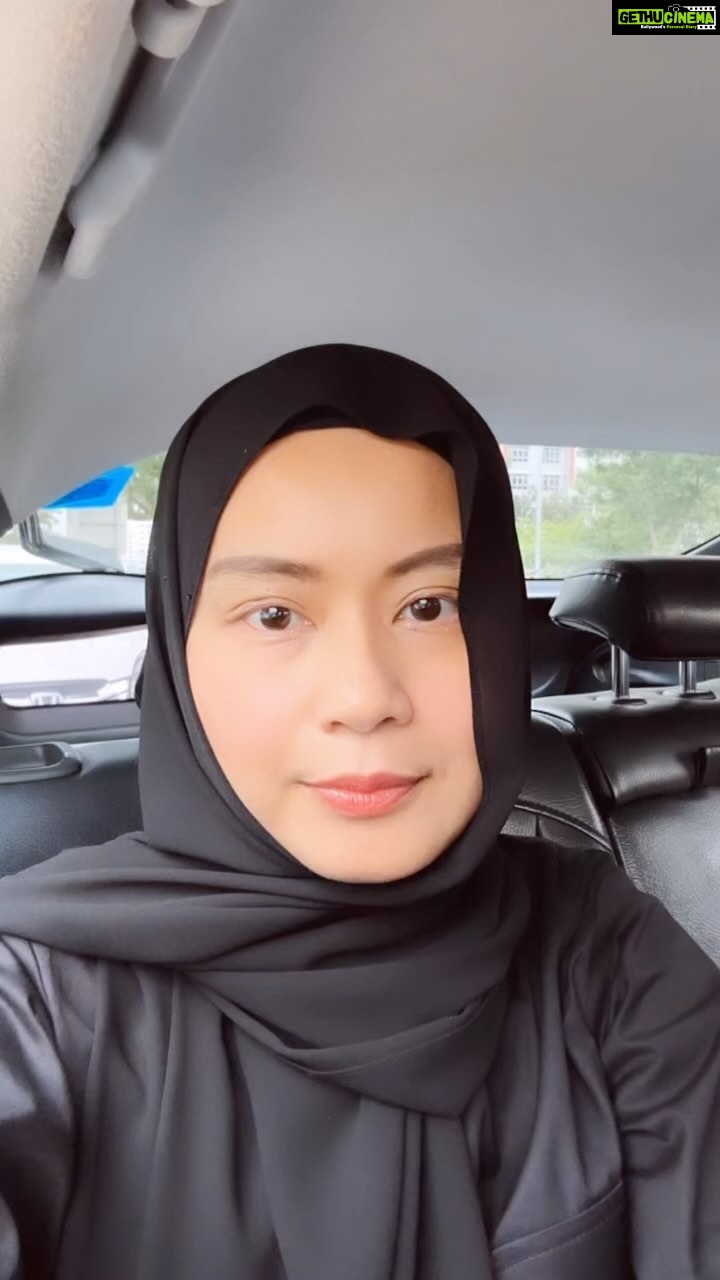 Aaron Aziz Instagram - Assalamualaikum Insya Allah we will be visiting Kampung Nelayan again. This time we would like to gift them new hijabs. Generally all of them have only 2-3 pairs of outfits to their name. We hope this will bring them some smile. The hijabs have been brought down to SGD15/RM45 only. We will personally hand the hijabs to them Insya Allah. Share the blessings this Ramadan by giving gift to our sisters there in Cambodia. Your donation will make their Eid more memorable with new hijab to wear on their first Eid. @diyanahalikcom @ddaania_mil_lisa www.diyanahalik.com www.diyanahalik.sg