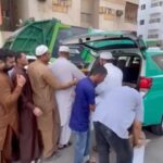 Aaron Aziz Instagram - السَّلاَمُ عَلَيْكُمُ وَرَحْمَةُ اللهِِ وَبَرَكَاتُهُ If you remember last year I did share about Infaq iftar di Tanah Suci by ustaz @m.shafiqrashid Alhamdulilah tahun ni Ustaz disana and masih aktif mengagih makanan. Alhamdulillah program infaq iftar pada tahun ni masih berjalan seperti biasa harini agihan 80 packs dan agak sedih sebab ramai yg beratur tp tak dapat. مَن فَطَّرَ صَائِمًا كَانَ لَهُ مِثلُ أَجْرِهِ، غَيْرَ أَنَّهُ لَا يَنْقُصُ مِن أَجْرِ الصَّائِمِ شَيئًا Maksudnya: “Siapa yang memberi makan orang yang berpuasa maka baginya pahala seumpamanya tanpa sedikitpun kurang pahala orang berpuasa.” (Riwayat Ahmad, al-Tarmizi dan al-Baihaqi) Jom semua, let us feed those fast. Details in the video. If anyone from SG needs to know more DM me. Insya Allah.