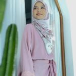 Aaron Aziz Instagram - Masya Allah Tabarakallah First Hijab drop for Raya will be our Maghribi Series in Satin Square and Cotton voiles! Really limited pieces available at www.diyanahalik.com and www.diyanahalik.sg Available at Kinex and 59 Arab St on Wednesday onwards! ❤️ Insya Allah