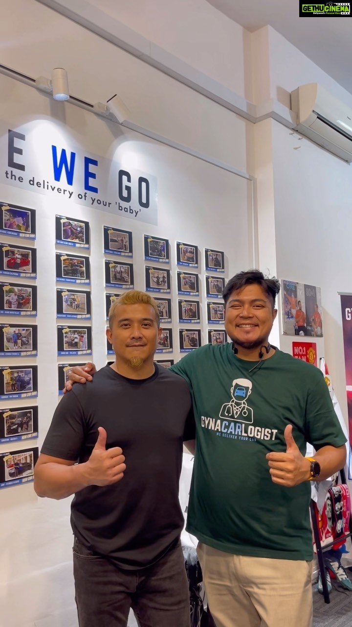 Aaron Aziz Instagram - Alhamdulilah akhirnya pulang ke Singapura! Thank u my brother @shahrilwahid always there for me. Also to @gynacarlogist @farehanhussein for showing me what an impressive work he has done in helping and consulting people in their car purchases. Not your typical car company. One that listens to your needs and budget requirements. Memang tak cukup time but alhamdulilah managed to do a few things and meet some families and friends.