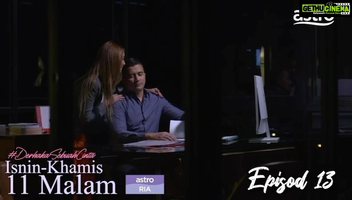 Aaron Aziz Instagram - Aduh Azmir kau dah kenapa??? Aku sendiri tengok kau aku jagi geram!!! Jgn risau guys Abg control nafsu ye. #DerhakaSebuahCinta setiap Isnin – Khamis, 11 Malam di Astro Ria atau strim di Astro GO 😎 Lakonan: @zarazya @aarondwiaziz @intanladyana @nazrief_nazri @nadanursyuhada @sabhisaddi @sahronizamnoor @farishairwayu.my dan ramai lagi… Arahan: @ejumpmohd Produksi: @suhanmovies Untuk gossip dan berita layari www.gempak.com Untuk banyak lagi video, tonton di Instagram @bambam_studios Astro Baharu. Strim tanpa gangguan hujan dengan Astro Ultra Box. PEK PREMIUM 1 WhatsApp “NAK ASTRO” ke 03-9543 3838