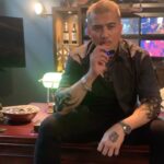 Aaron Aziz Instagram - Thank you semua for the wishes. Cuba teka watak apa pulak Abg skrg? Apa apa pun keep calm and Vape with #AksoGT @officialaksomalaysia #newflavourscoming #malamniadagiveaway #AksoIGO #AksoIGObold #aksohavana