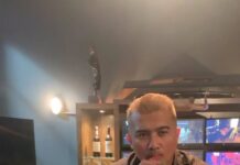 Aaron Aziz Instagram - Thank you semua for the wishes. Cuba teka watak apa pulak Abg skrg? Apa apa pun keep calm and Vape with #AksoGT @officialaksomalaysia #newflavourscoming #malamniadagiveaway #AksoIGO #AksoIGObold #aksohavana
