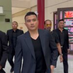 Aaron Aziz Instagram – Just me and the boys out for a walk…. @lordstailor #AES #miconselebriti #serveandprotect #realmenwearblack