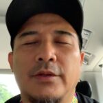 Aaron Aziz Instagram - Ok saya start dulu ye. Kalau Salah baca k curi nafas ke tolong Jgn condemn . Tujuan saya ni Bukan nak riak ke apa Tapi nak bagi rezeki dan juga pahala dari ALLAH SWT sekiranya ada 5-10 orang yg berjaya hafal. Saya ada jugak bahagian saham akhirat. #AlMulkChallenge