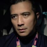 Aaron Aziz Instagram - Malek: Woi Aaron Aziz Lu apa hal pergi sekolah? Jgn nak berlagak Baik la! Diri ku: Sorry Abg Malek saya bodoh saya nak belajar Bukan mcm Abg. Abg kan pandai. Sebab tu Adik Abg suka makan fish n chip Tapi takde duit beli lighter. Malek: Ehh Jgn kutuk wa punya Adik ok. Diri ku: Tak tak kutuk…Zeti masih single tak Abg? Malek: %}**}£|•>.%|£_?¥.¥|’h #{^{¥> @officialaksomalaysia #AksoIGO #AksoIGObold #thevapedon #aaronaziz