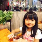 Aaron Aziz Instagram - Happy 13th Birthday Ahlia. Ni lah sinaran hati saya di waktu saya dalam kegelapan. Adik @dahliaarissaaaron pls don’t grow up so fast. Daddy need you to be with me always k. Daddy doakan ALLAH will always protect you guide you and love you throughout your life. Through out your ups and downs as long as Daddy is around I will always be with you to support you to lift you up when you fall, to brighten up your day when you’re down. You are a very intelligent girl k. Your report results are superb!!! 8 Masterings!!! And you hardly study but I was told you focused in class and gave your 100%. So mummy and daddy think you are better than Kakak n Abg. Believe in urself cos Mummy and Daddy believe in you. Love you always and forever more than you ever know. #HappyBirthdayDahlia #aaronazizfamily