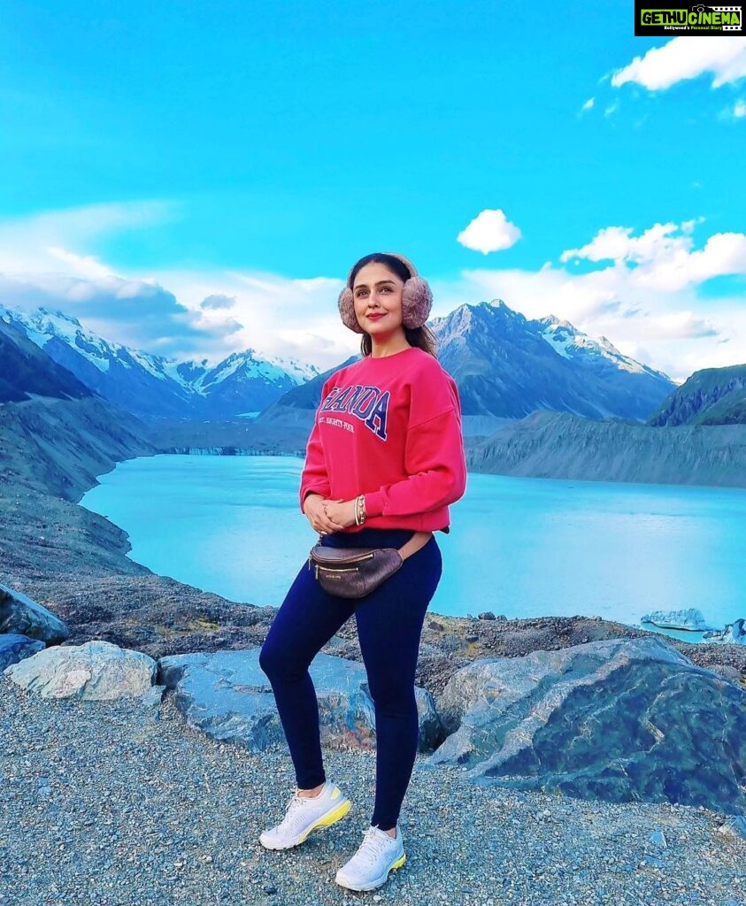 Aarti Chhabria Instagram - True love is eternal ❤️ Nothing can pull it down - not distance, not time, and not circumstances. Tasman Glacier