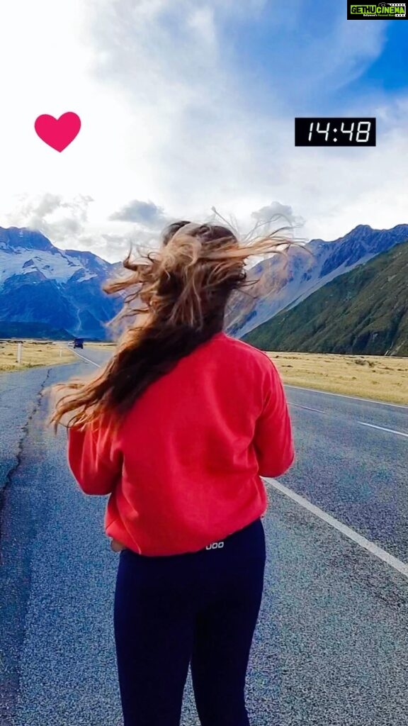Aarti Chhabria Instagram - Moments of pure bliss! #priceless Mountain Cook & Tasman Glacier. New Zealand