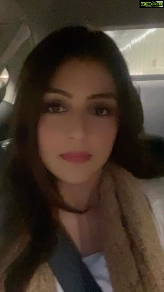 Aarti Chhabria Instagram - When you switch your camera to selfie mode by mistake 😅😅